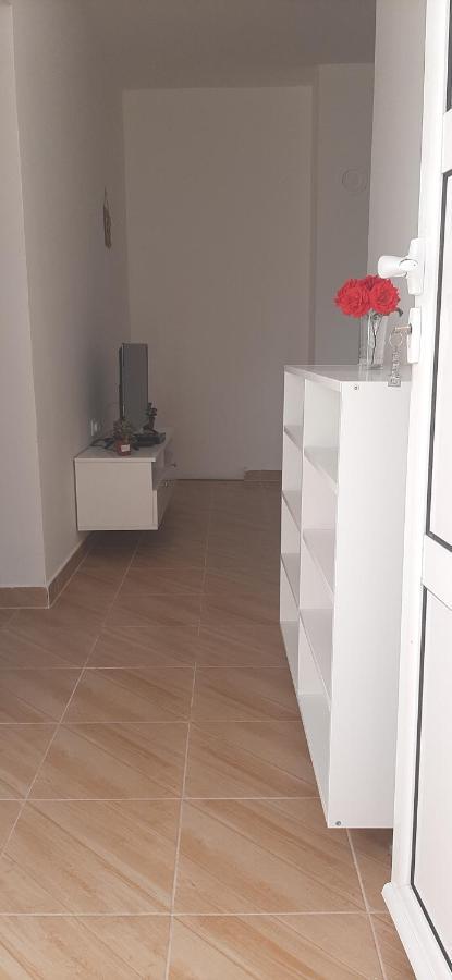 Ban Apartmani Budva Exterior photo